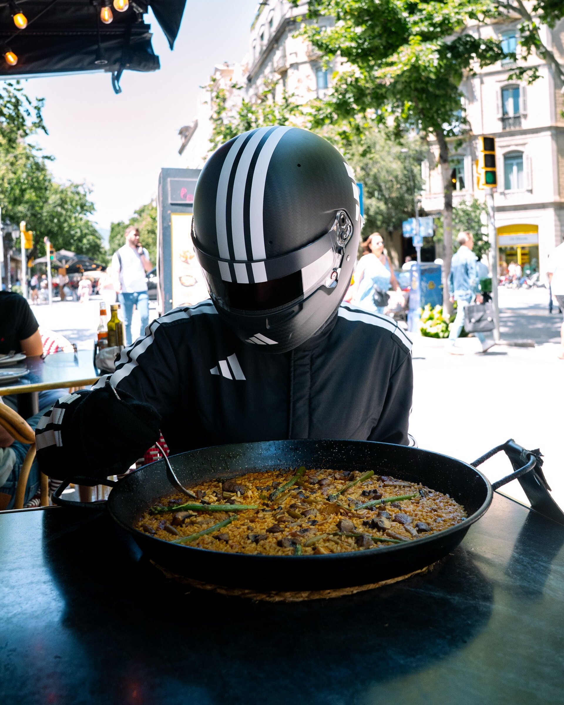 Công thức 1 - thời trang đua xe - motorcore - racing - đường đua tốc độ - luxuo new 11