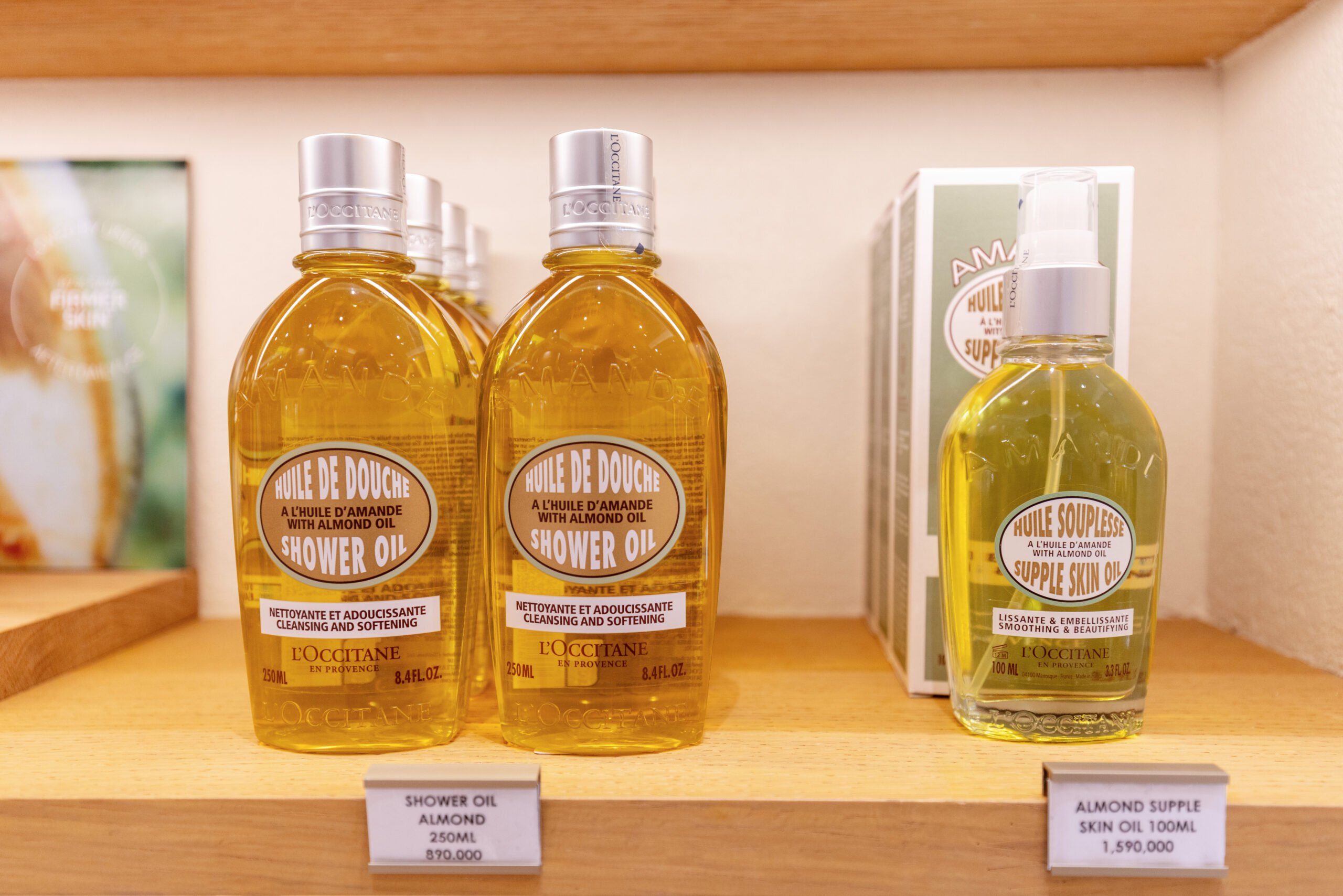 L’OCCITANE - mỹ phẩm thiên nhiên - L’OCCITANE en Provence - Takashimaya - hạnh nhân - luxuo