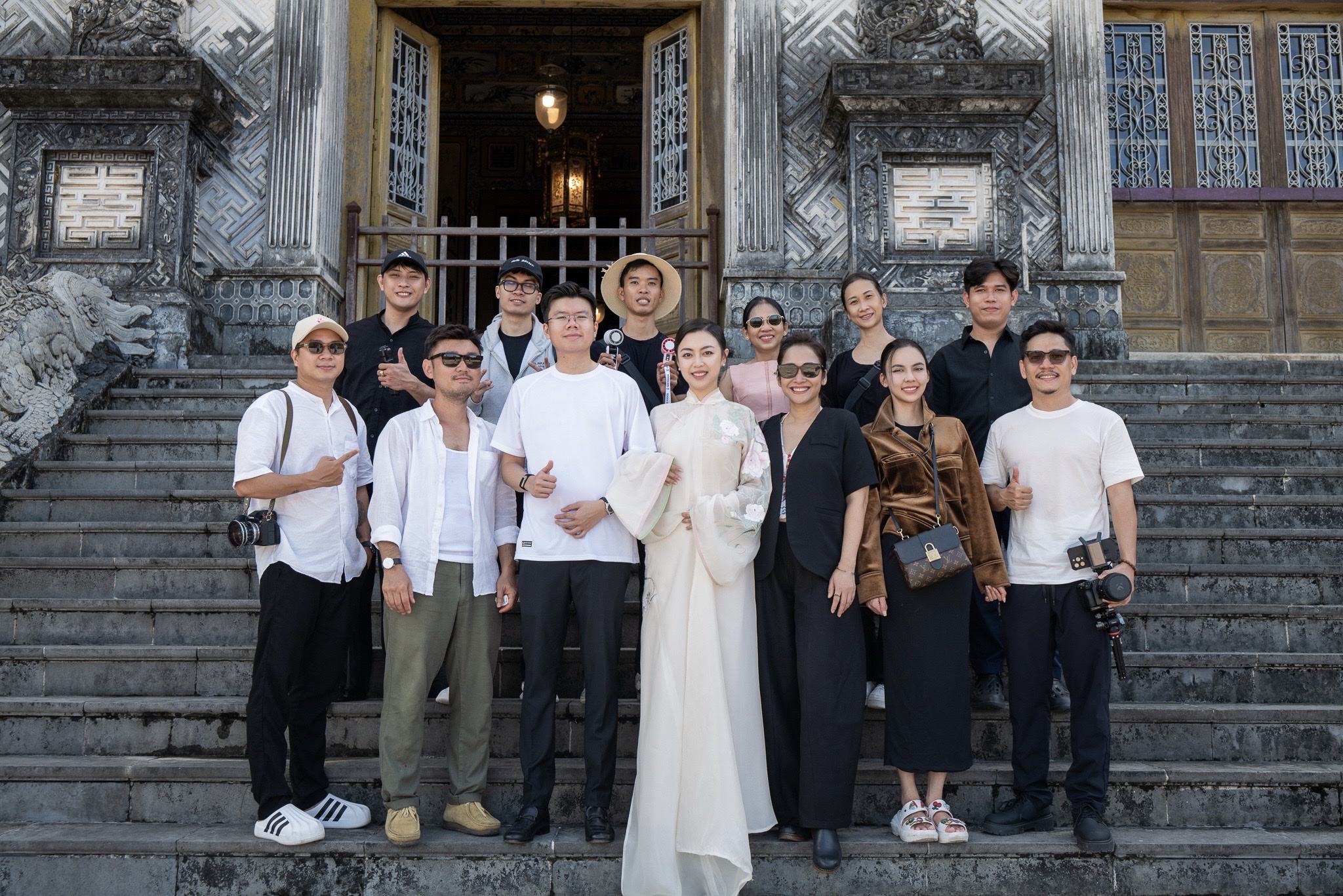 Lê Thùy Thảo Nguyên - đám cưới thiền - gia tộc Sơn Kim - hôn lễ nghệ thuật - văn hóa Việt - truyền thống - đám cưới thượng lưu - luxuo 1