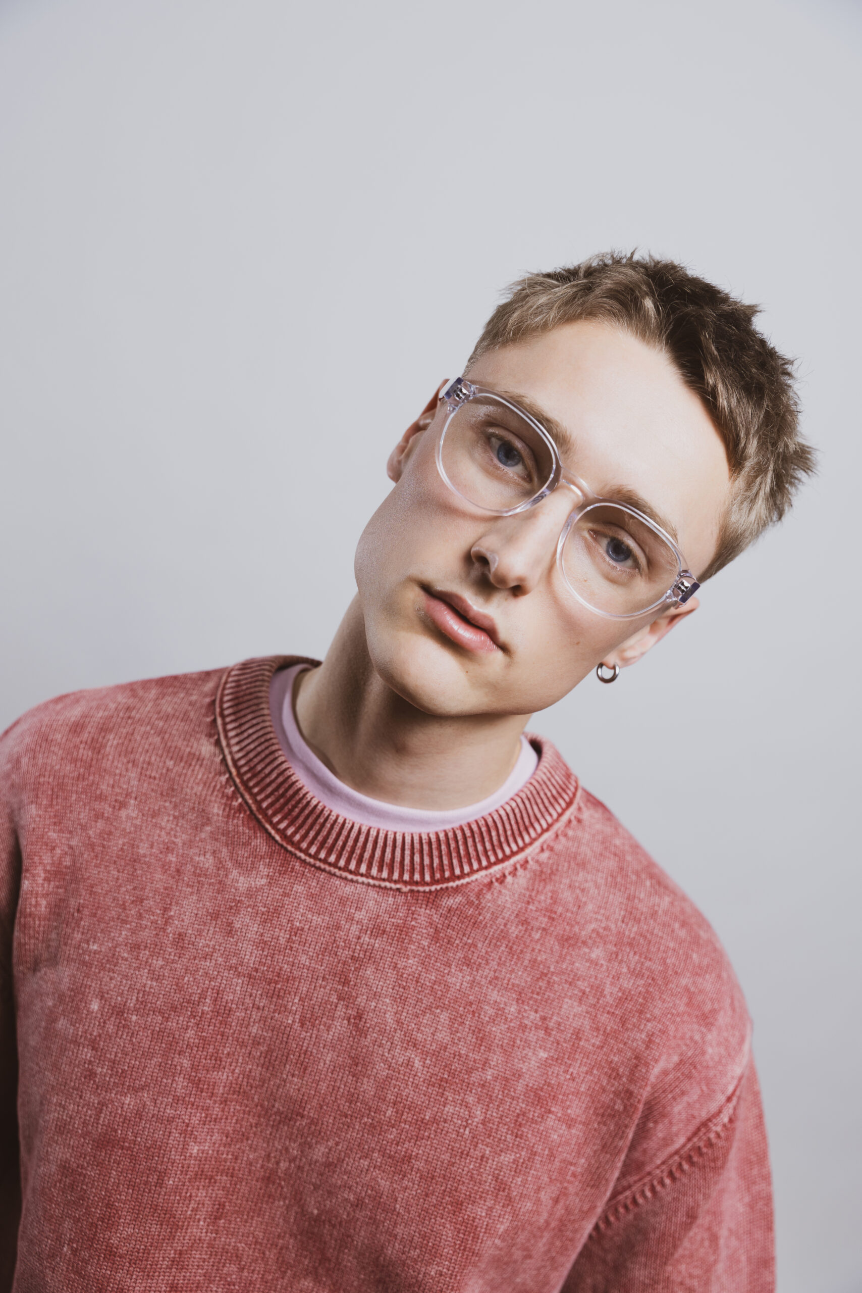 MessyWeekend - mắt kính - BST Thu Đông 2025 - phụ kiện thời trang - luxuo 13