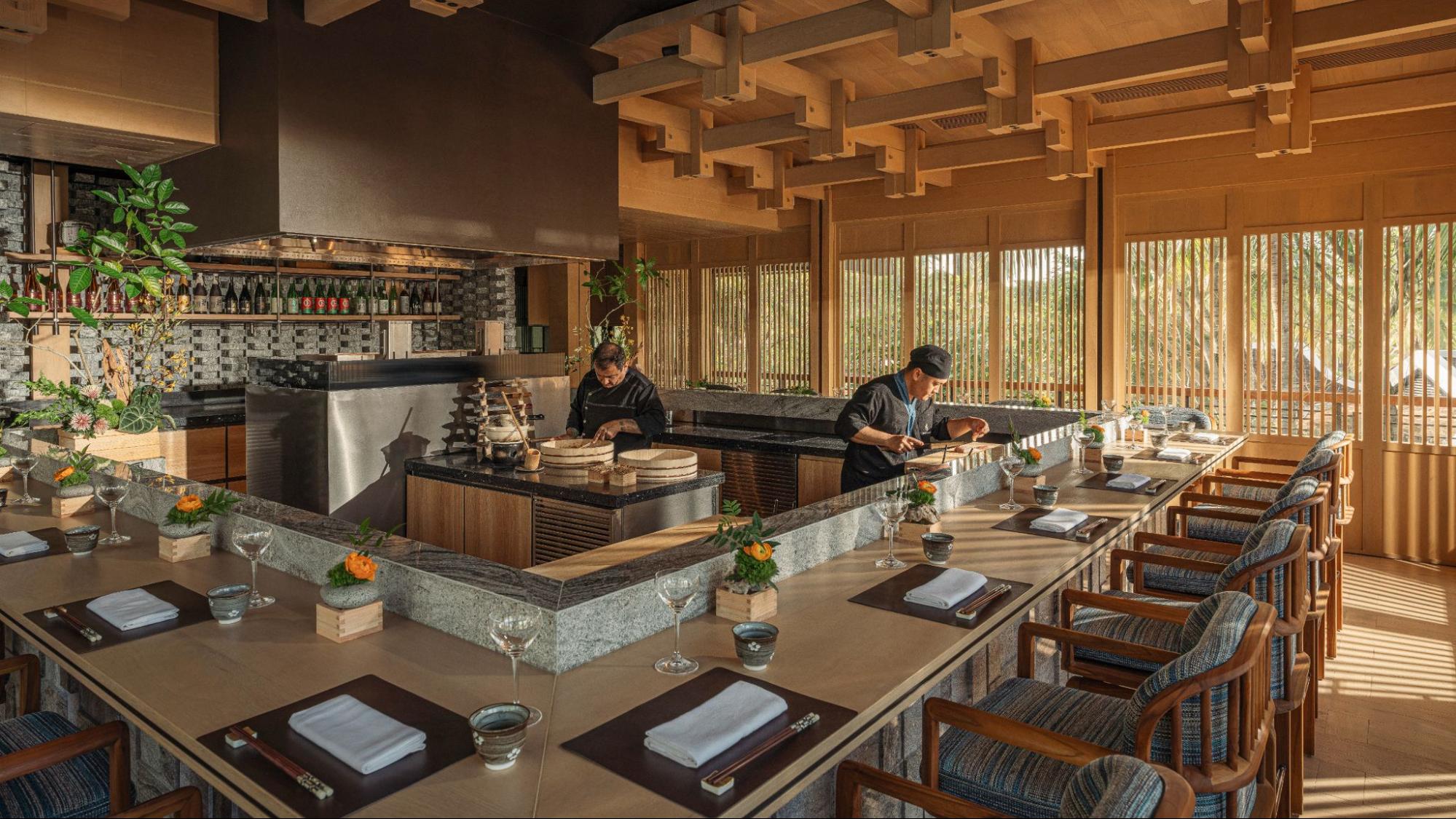 NAYUU - Four Seasons Resort The Nam Hải - ẩm thực Nhật Bản - Omakase - Chef Alex Moranda - luxuo 2