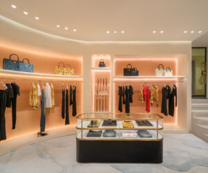 Versace - Versace Rex Hotel - bộ sưu tập Thu Đông 2025 - thời trang cao cấp - luxuo 7