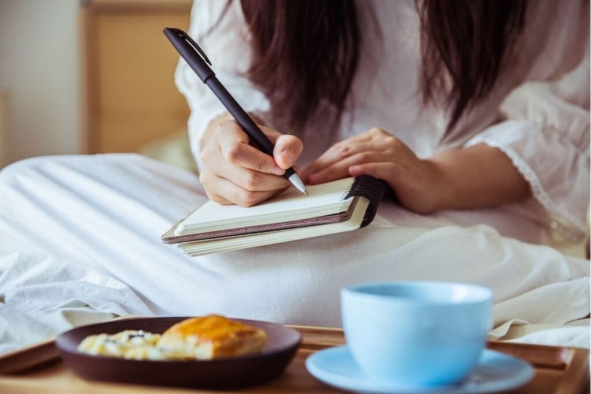 thói quen vi mô - sức khỏe tinh thần - xây dựng thói quen - cân bằng cảm xúc - chăm sóc sức khỏe - lối sống lành mạnh - luxuo 2