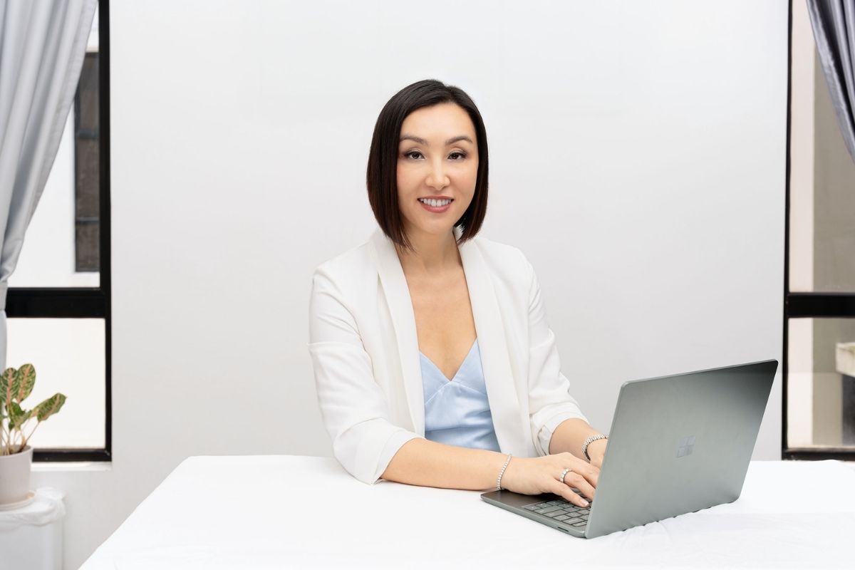 thói quen vi mô - sức khỏe tinh thần - xây dựng thói quen - cân bằng cảm xúc - chăm sóc sức khỏe - lối sống lành mạnh - luxuo 7