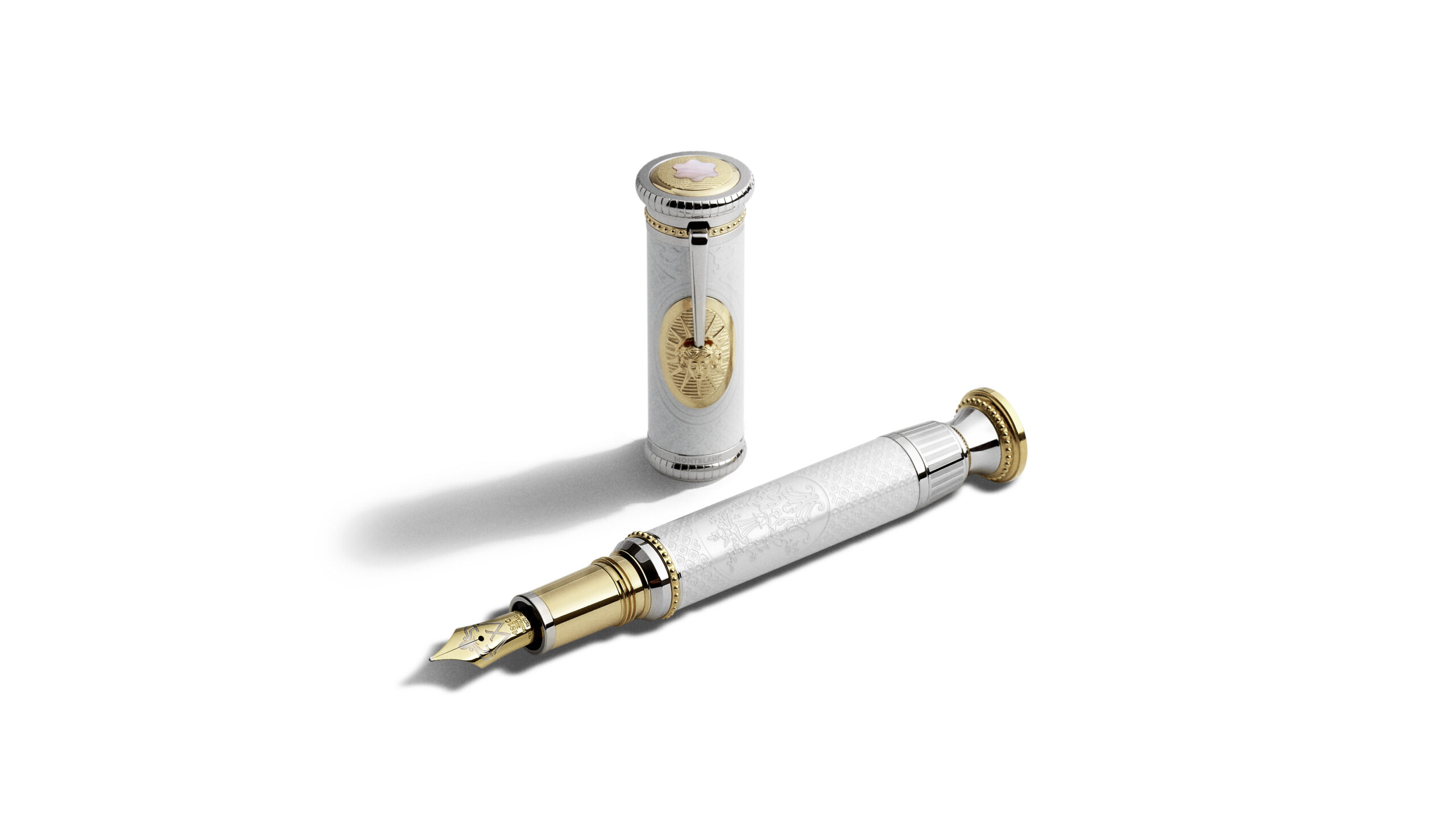 High Artistry A Journey Through Château De Versailles - Montblanc - phụ kiện xa xỉ - bút phiên bản giới hạn - luxuo 14
