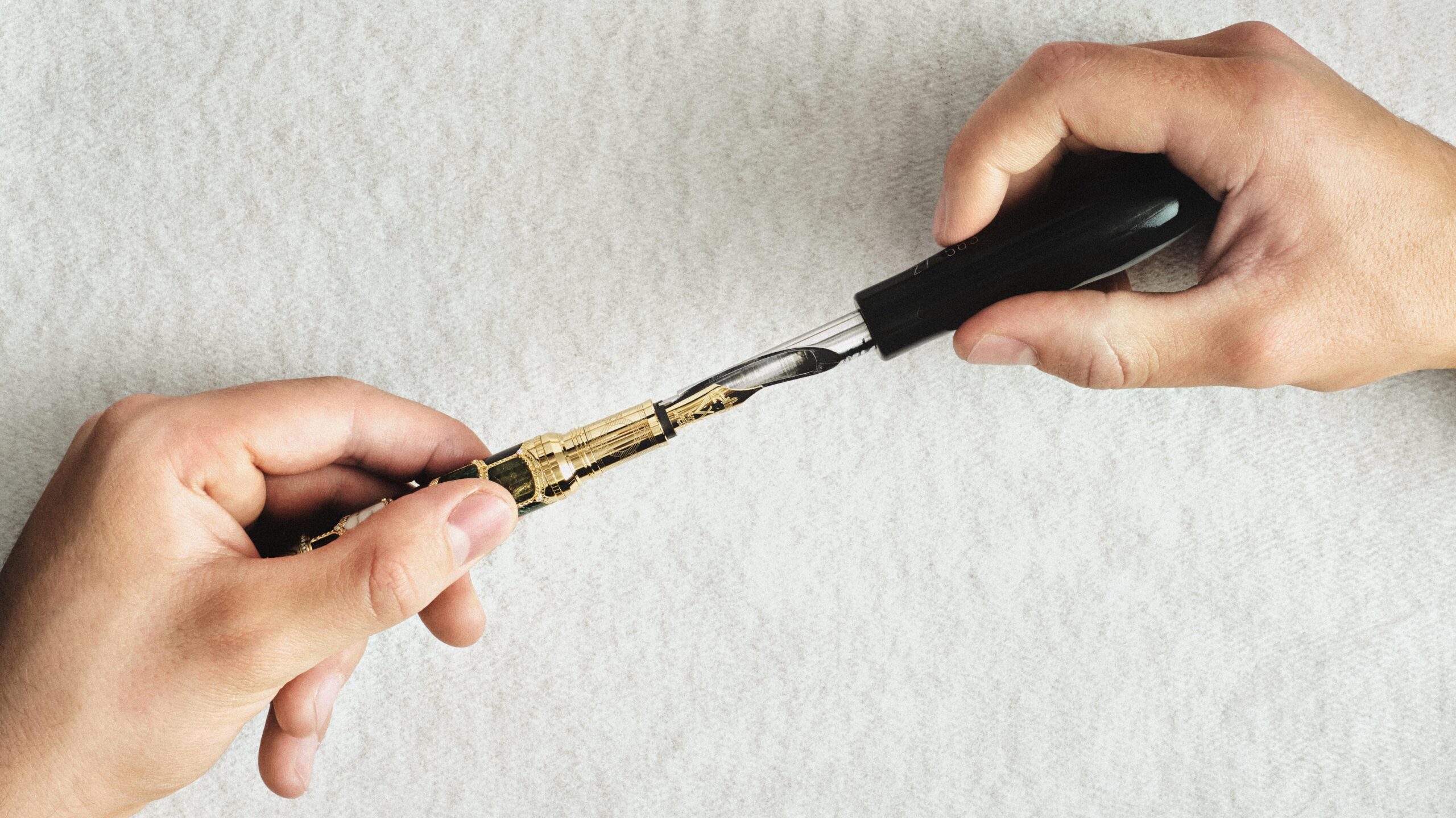 High Artistry A Journey Through Château De Versailles - Montblanc - phụ kiện xa xỉ - bút phiên bản giới hạn - luxuo 3