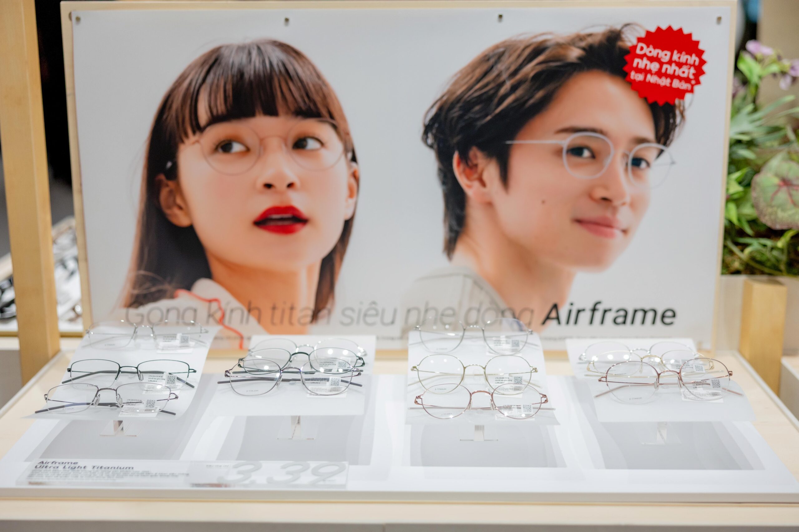 JINS - mắt kính Nhật Bản - Saigon Centre - Magnify Life - Shakkan-hō - chigaidana - kính thời trang - phụ kiện - luxuo 7