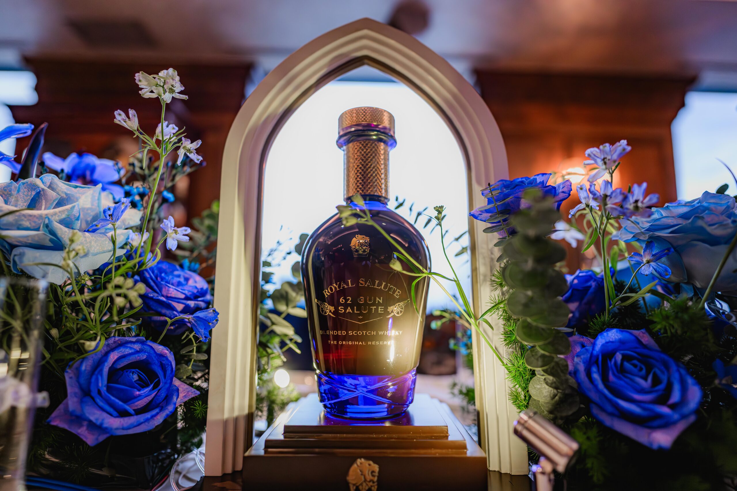 Royal Salute - 62 Gun Salute - whisky thượng hạng, nghi lễ hoàng gia Anh - luxuo 1