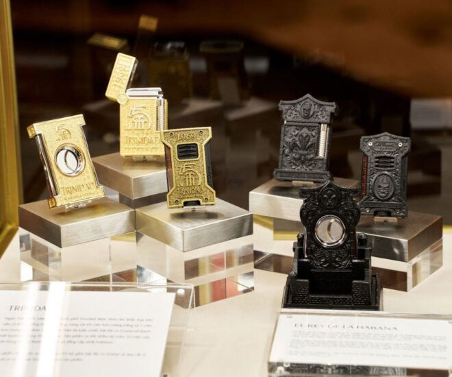 S.T. Dupont - triển lãm S.T. Dupont World Tour - Haute Creation - phụ kiện xa xỉ - thủ công Pháp - đồ da cao cấp - luxuo fea