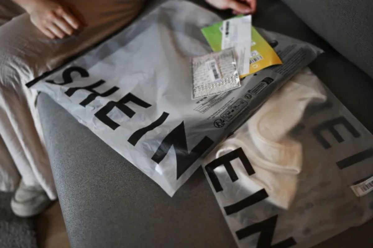 Shein - thời trang nhanh - chuỗi cung ứng - thương mại điện tử - tiêu dùng quá mức - luxuo 9