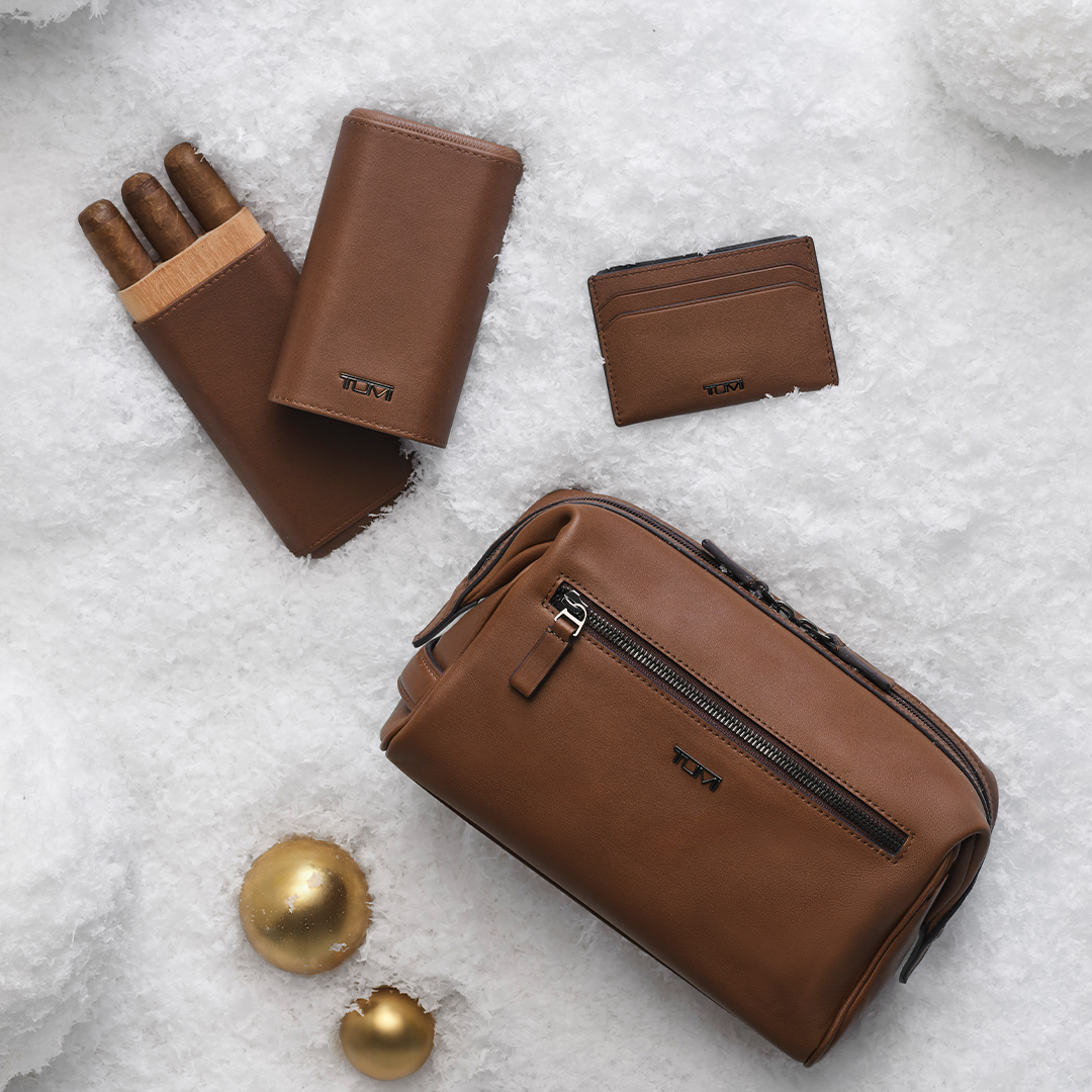 TUMI - phụ kiện thời trang - mùa lễ hội - quà tặng cao cấp - phụ kiện du lịch - thanh lịch - luxuo 16