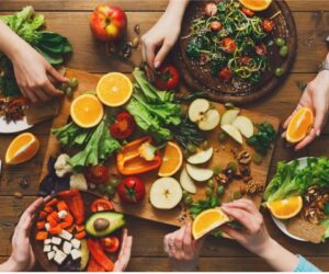 ăn uống lành mạnh - cung cấp dưỡng chất - chế độ ăn cân bằng - sức khỏe thể chất - sức khỏe tinh thần - luxuo 1