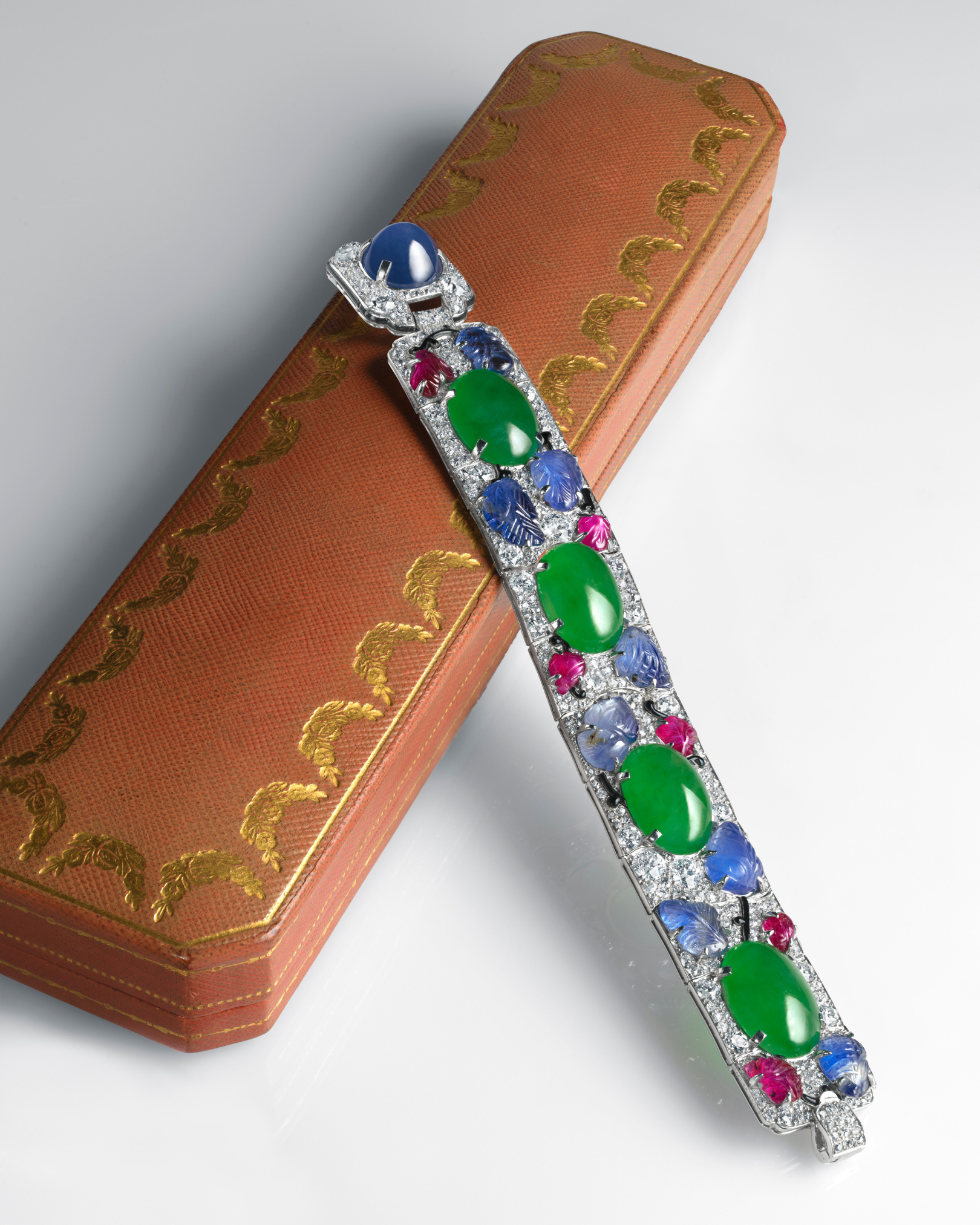 christie's - hong kong - the royal blue - sapphire kashmir - đấu giá trang sức - tuần lễ xa xỉ - luxuo 14