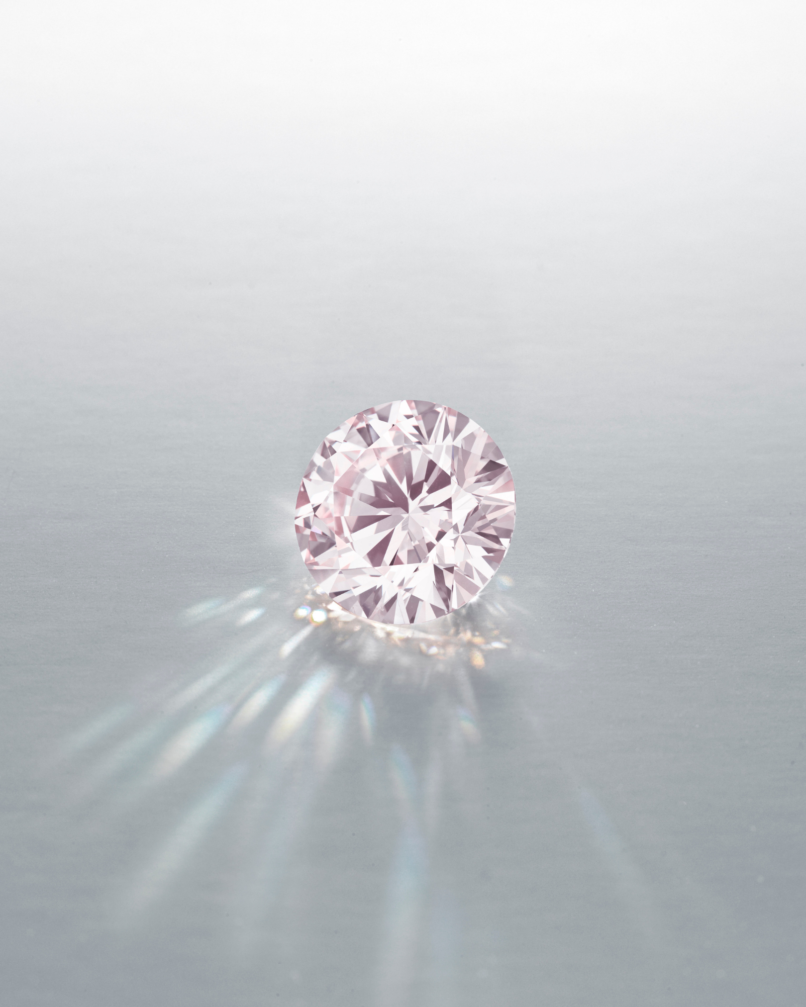 christie's - hong kong - the royal blue - sapphire kashmir - đấu giá trang sức - tuần lễ xa xỉ - luxuo 7