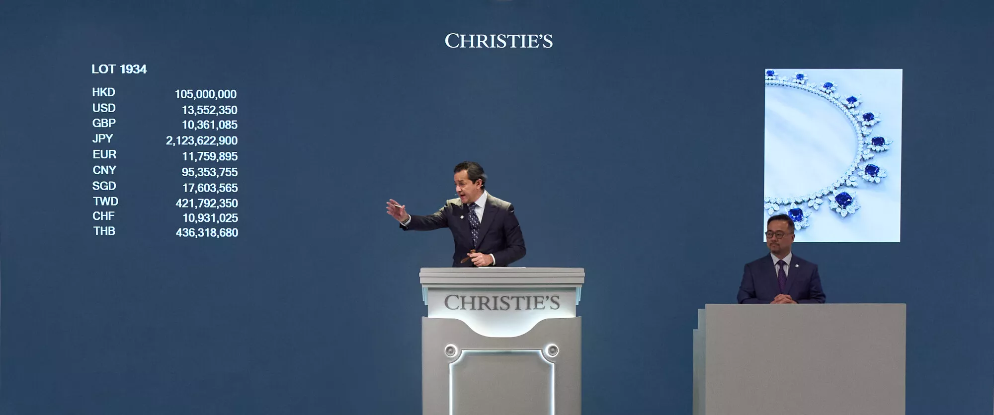 christie's - hong kong - the royal blue - sapphire kashmir - đấu giá trang sức - tuần lễ xa xỉ - luxuo.