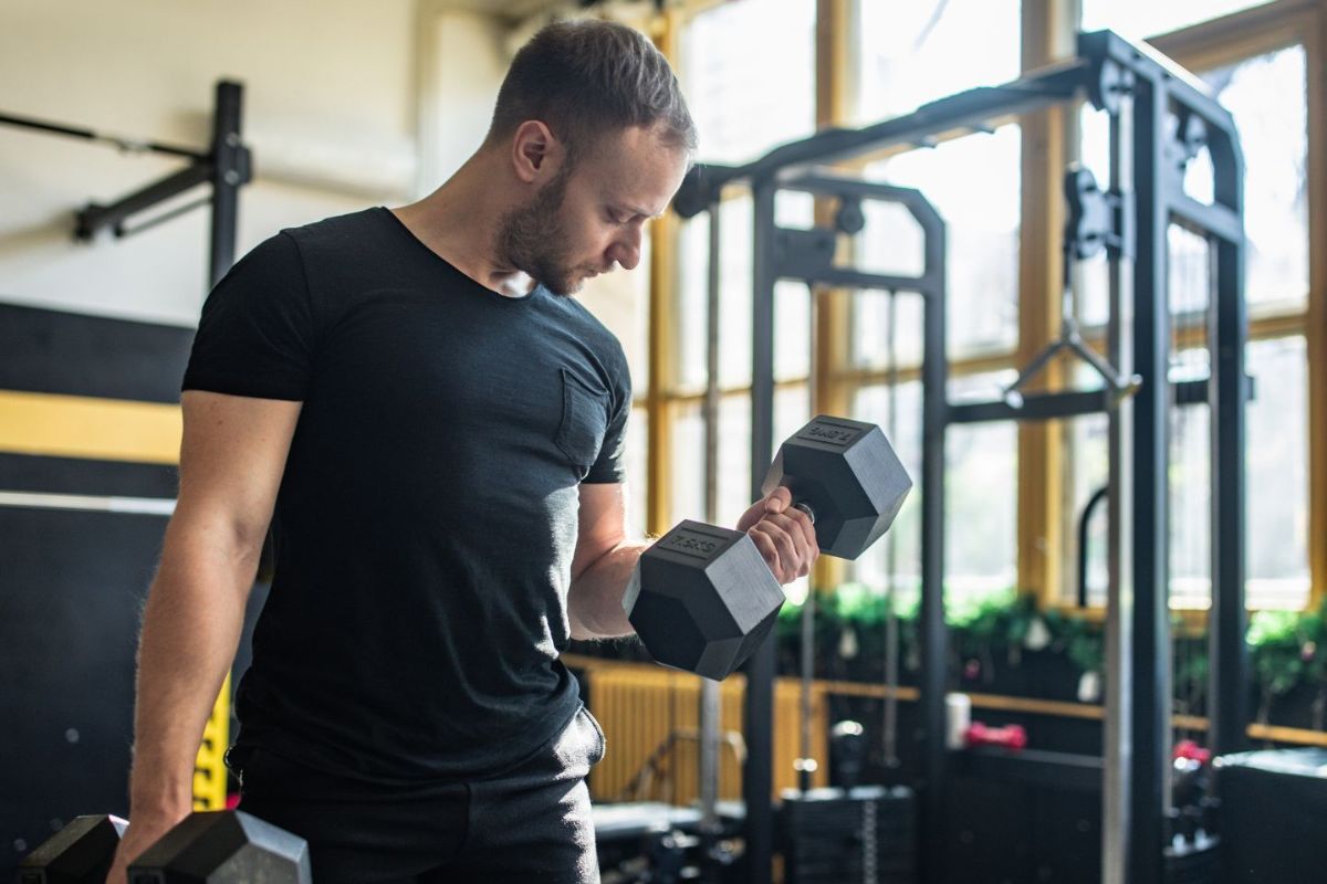 tập thể dục - tập tạ - luyện tập kháng lực - chăm sóc sức khỏe - luxuo 4