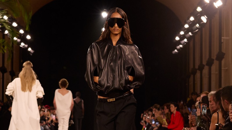 xu hướng thời trang - thời trang cao cấp - chiến lược thương hiệu - nghệ thuật - luxuo 12