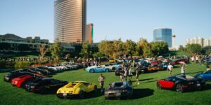 Bugatti Veyron tụ hội kỷ niệm 20 năm tuổi tại Las Vegas Concours 2025