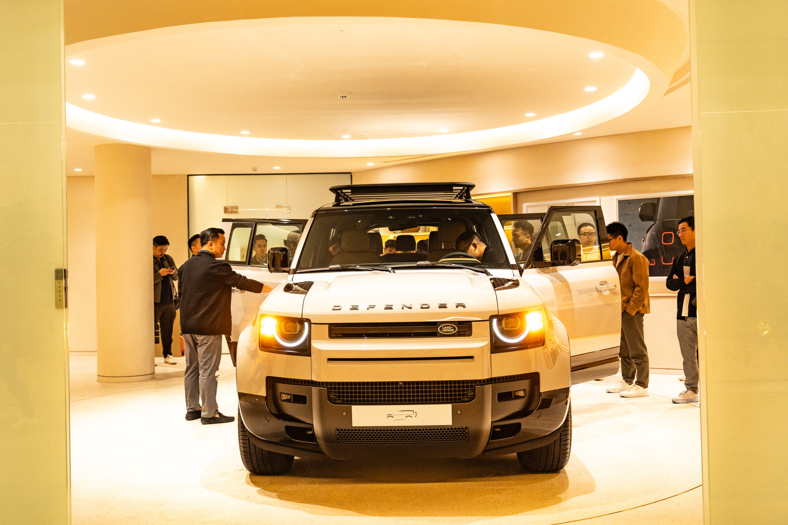 Defender 2026 - Land Rover - JLR Việt Nam - SUV địa hình cao cấp - xe 4x4 - luxuo 21