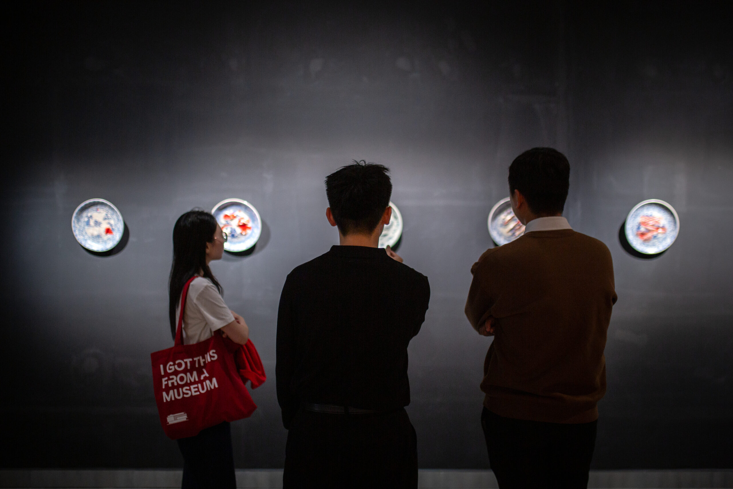 Kỳ Cảnh Phiêu Du - không gian thị giác đa tầng - triển lãm nghệ thuật - Wiking Salon - luxuo 2