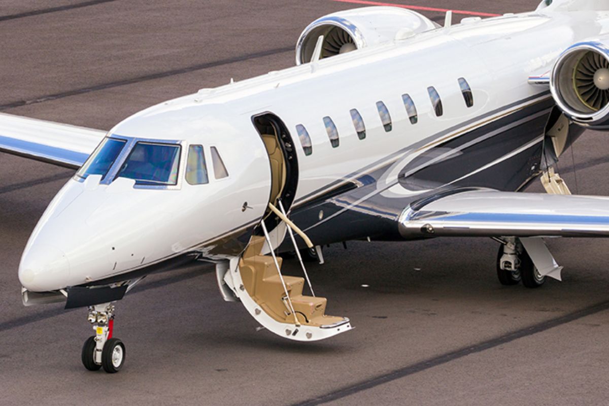 Richard Zaher - hàng không tư nhân - Paramount Business Jets - luxuo 7