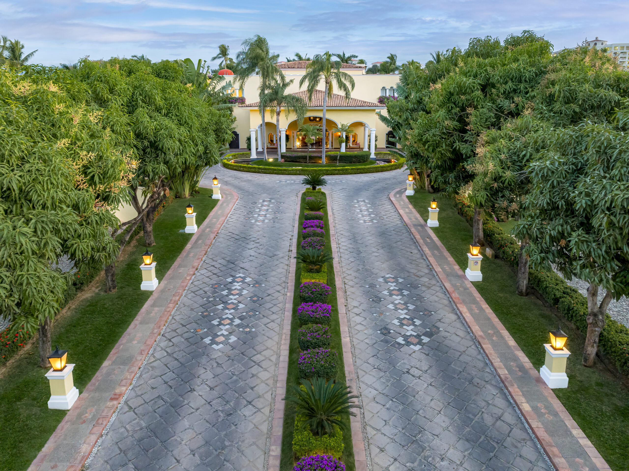 Casa Velas. Velas Resorts. Photo by: Victor Elias Photography