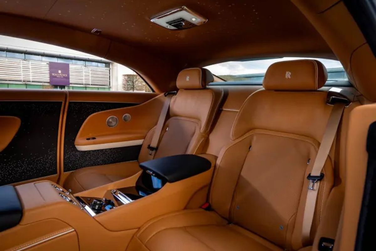 Rolls-Royce - xe Bespoke 2025 - thiết kế độc bản - siêu xe - luxuo 9
