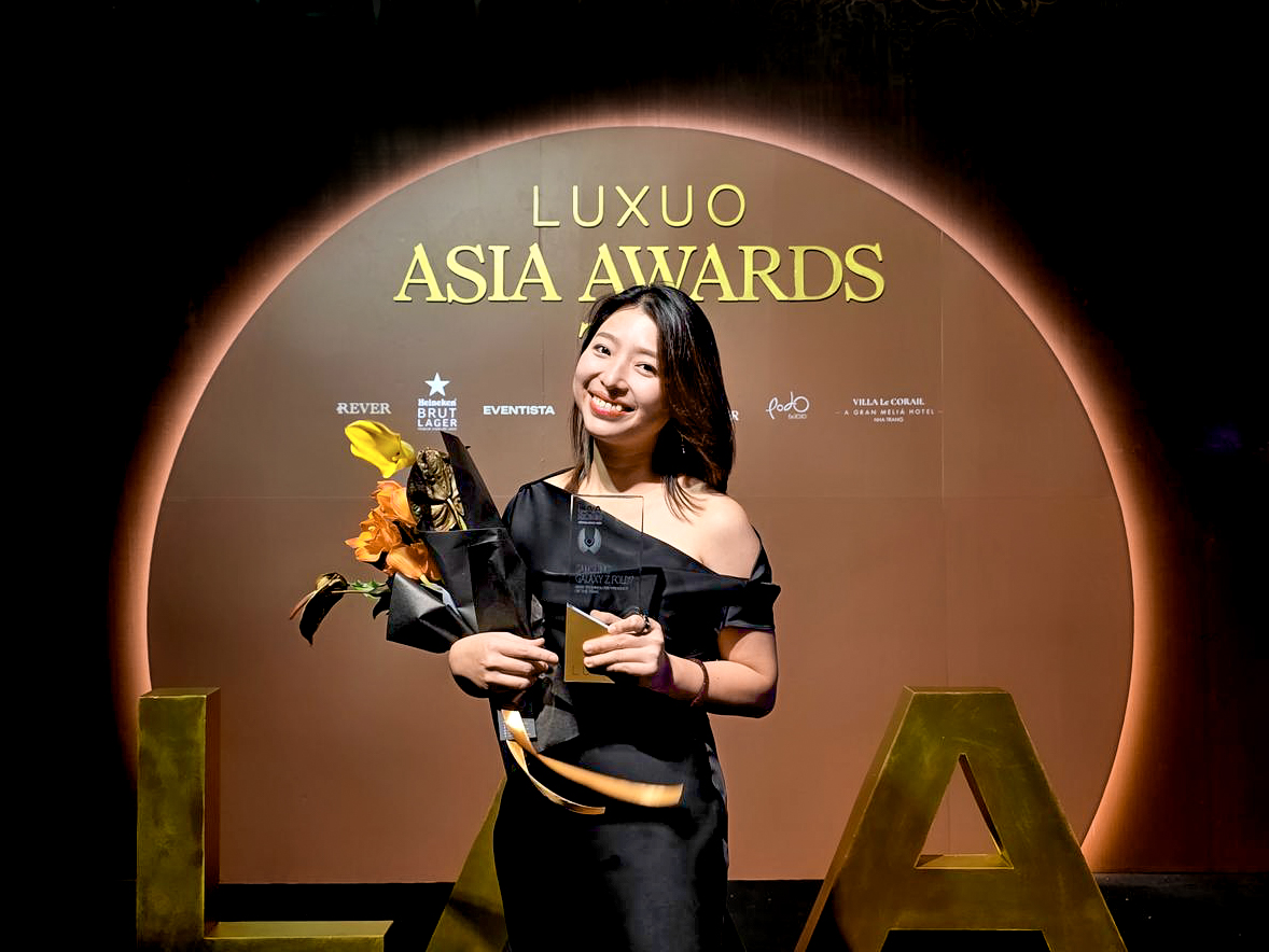 Samsung Galaxy Z Fold7 - LUXUO ASIA AWARDS 2025 - Best Technology Product Of The Year - Luxurious Lifestyle - Vietnam Legacy Arise 5