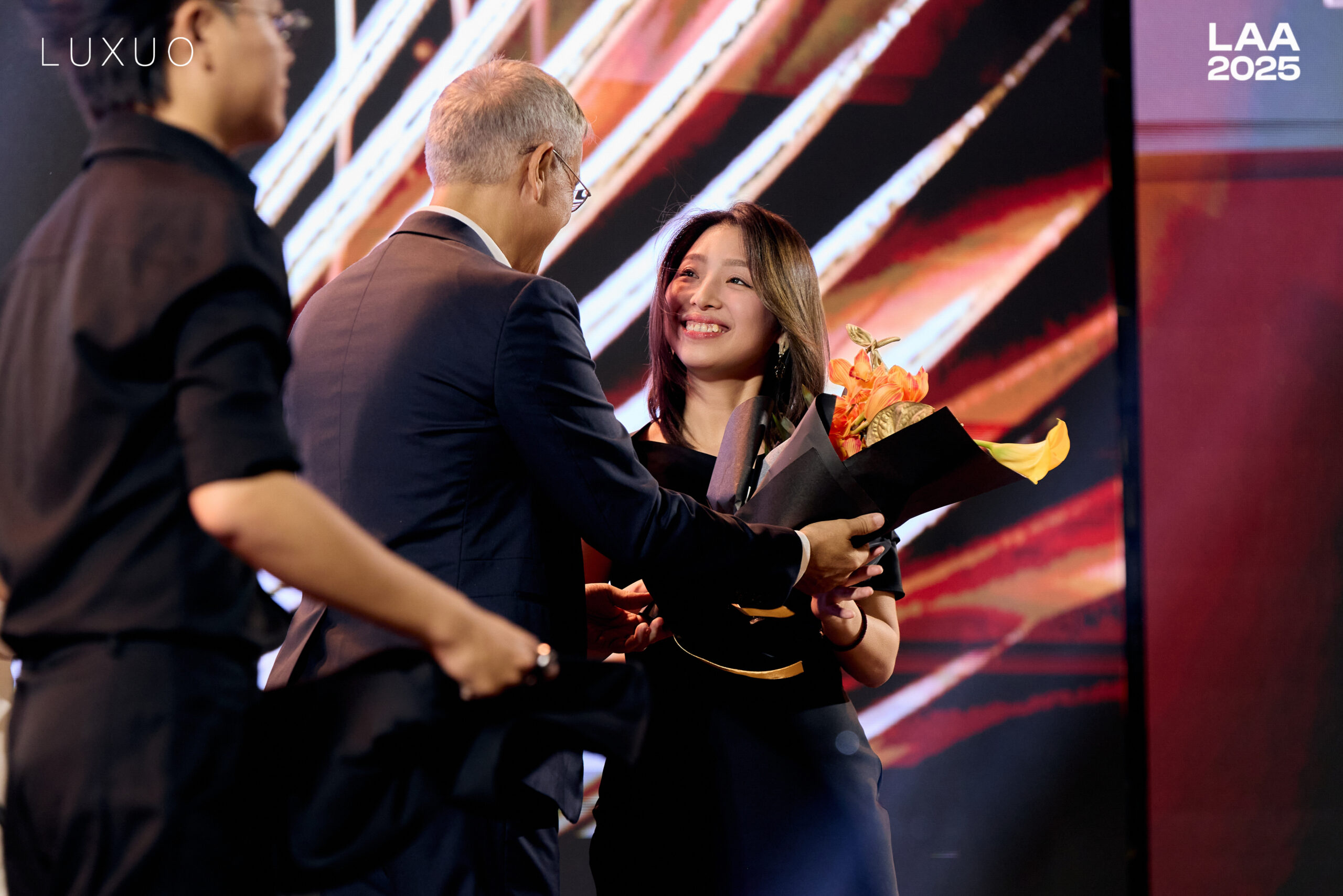 Samsung Galaxy Z Fold7 - LUXUO ASIA AWARDS 2025 - Best Technology Product Of The Year - Luxurious Lifestyle - Vietnam Legacy Arise