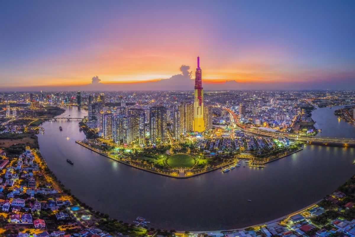 Savills - Trung tâm Năng lực Toàn cầu (GCC) - Global Capability Centres - luxuo