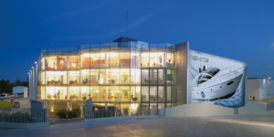 Du thuyền hạng sang: Danh mục đầu tư chiến lược