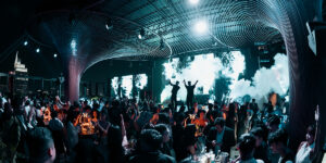 KÉN Skybar đang trở thành biểu tượng nightlife mới từ trên cao của Sài Gòn