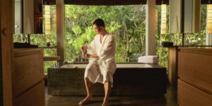 Travel Blogger Tâm Bùi: “Du lịch hạng sang bắt đầu từ sự bình yên nội tại”